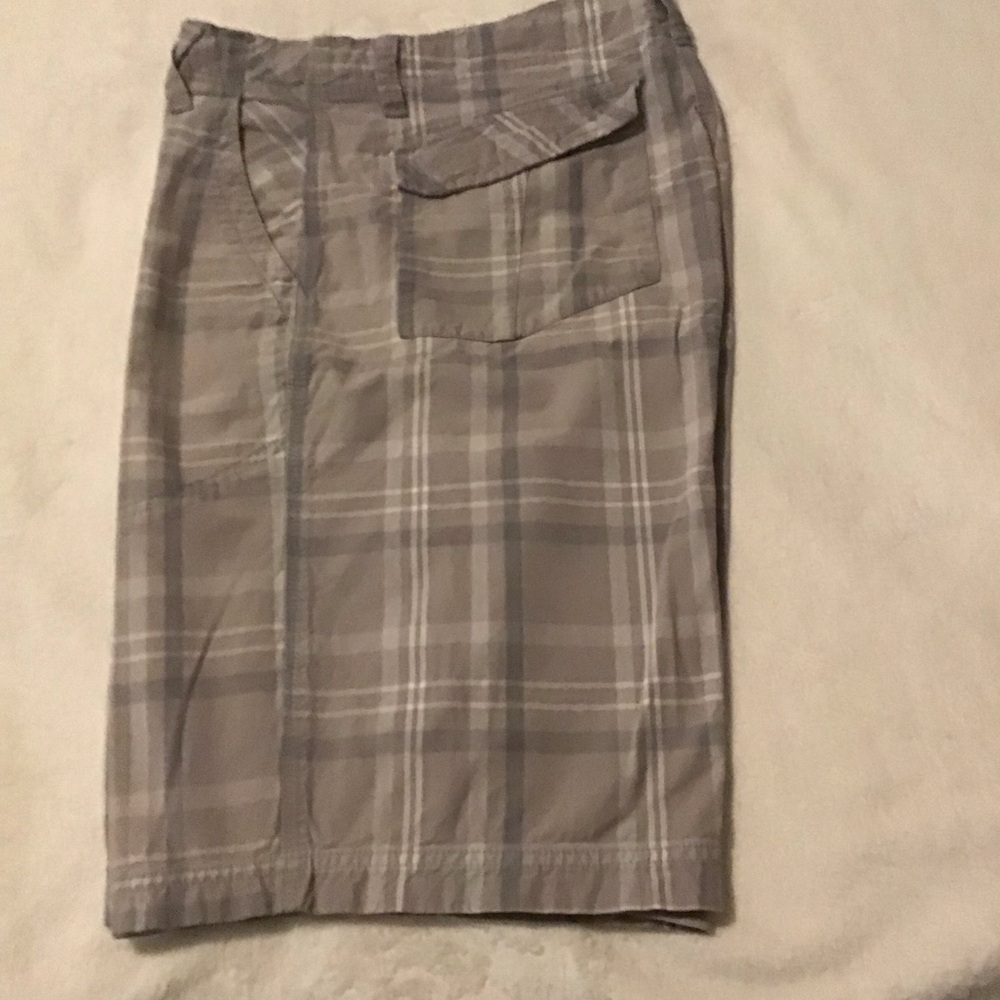 Jordan Tan and Gray Flat Front Shorts - Picture 3 of 5
